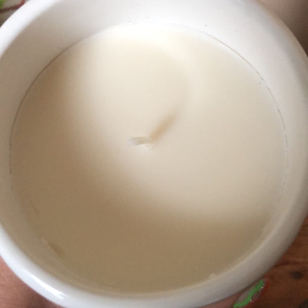 Rae Dunn SPOOKY Candle PUMPKIN PIE - Ceramic - 13.2 oz / 374 gr - Picture 4 of 4